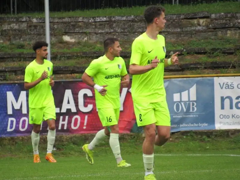 FC Žolík Malacky : AFC Nové Mesto n/V 5:0 (3:0)