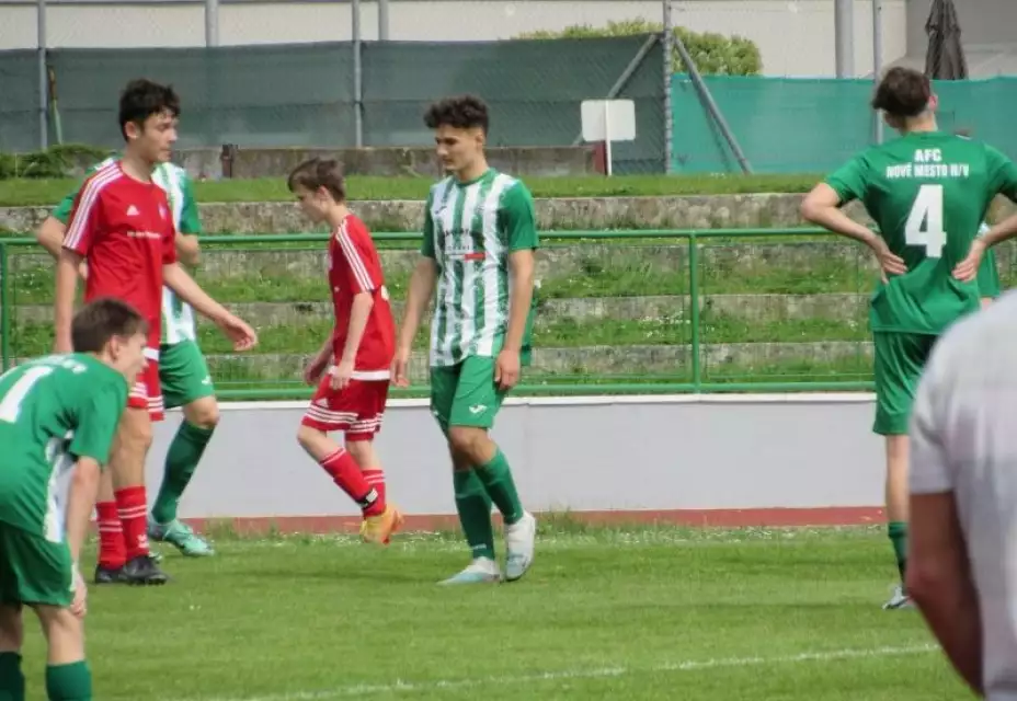 U17 AFC Nové Mesto n/V : TJ Horné Saliby 3:1 (2:0)