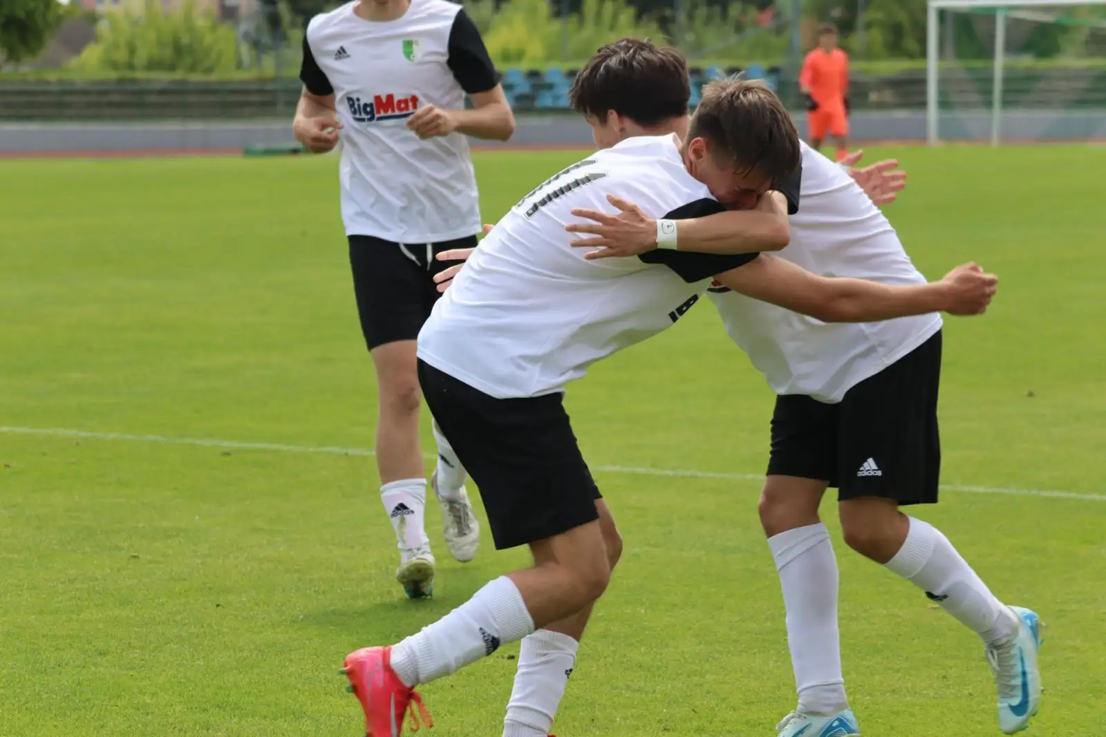 U19 AFC - FK Partizánske 1:0 (0:0) Vyhrať zápas v oslabení a v takej horúčave ...klobúk dole