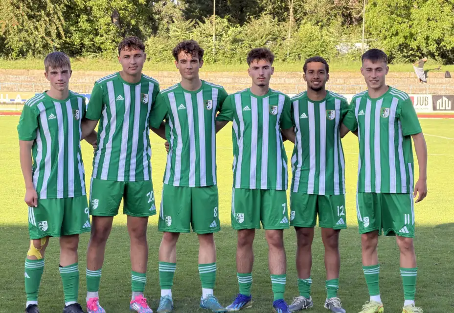 PFK Piešťany - AFC 2:1 (0:1) Naša budúcnosť.Šesť dorastencov sa predstavilo v zápase