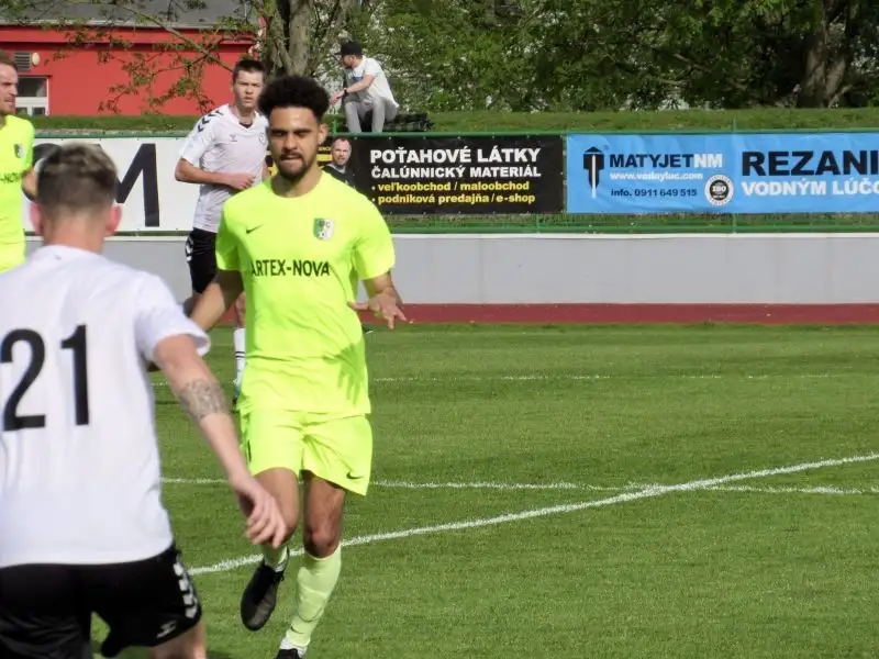 AFC Nové Mesto n/V : OFK Baník Lehota pod Vtáčnikom 3:2 (0:1)