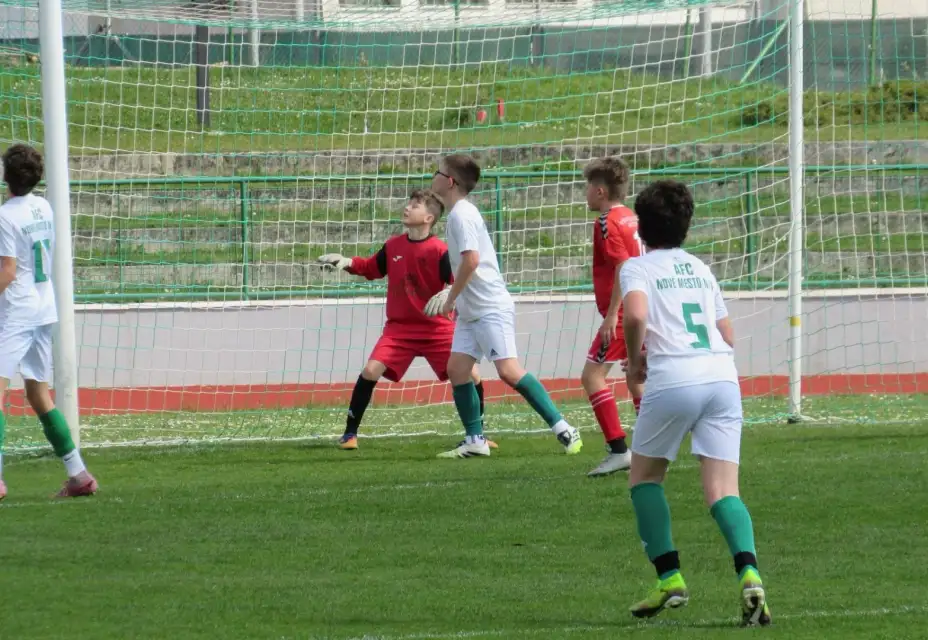 U13 AFC - FK Nitra 2:1 (1:0) Zápas bol bojovný a vyrovnaný