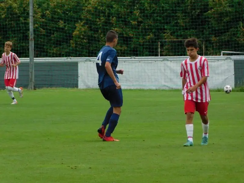 U17 FKM Nové Zámky : AFC Nové Mesto n/V 2:1 (1:0) NEDOHRATÉ !!! V 53´min. tri červené pre AFC