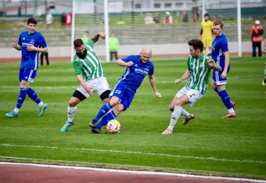 AFC Nové Mesto n/V : OK Častkovce 2:2 (1:1) Šebek - Sládek 2:2