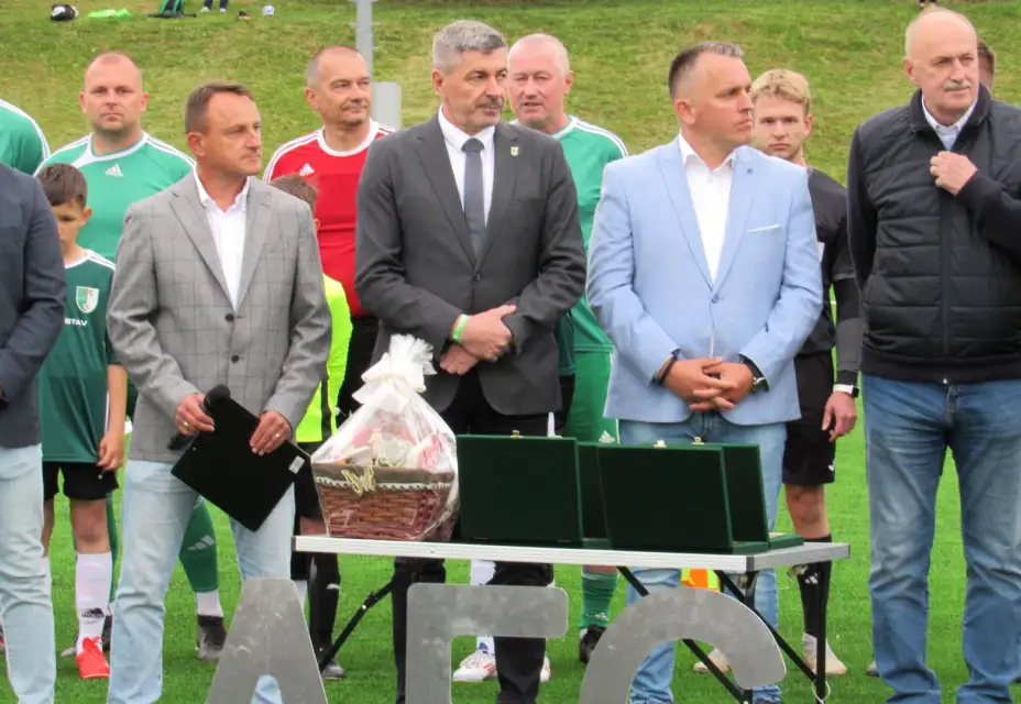 OLD BOYS AFC - INTENACIONÁLI SLOVENSKA 2:8 (1:5)